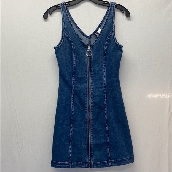 H&M Dresses & Skirts - H&M Jean Zip Up Mini Dress 4